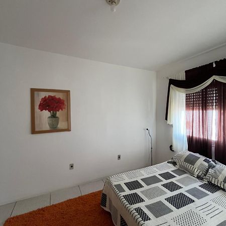 펠로타스 Loft Na Rua Goncalves Chaves 아파트 외부 사진